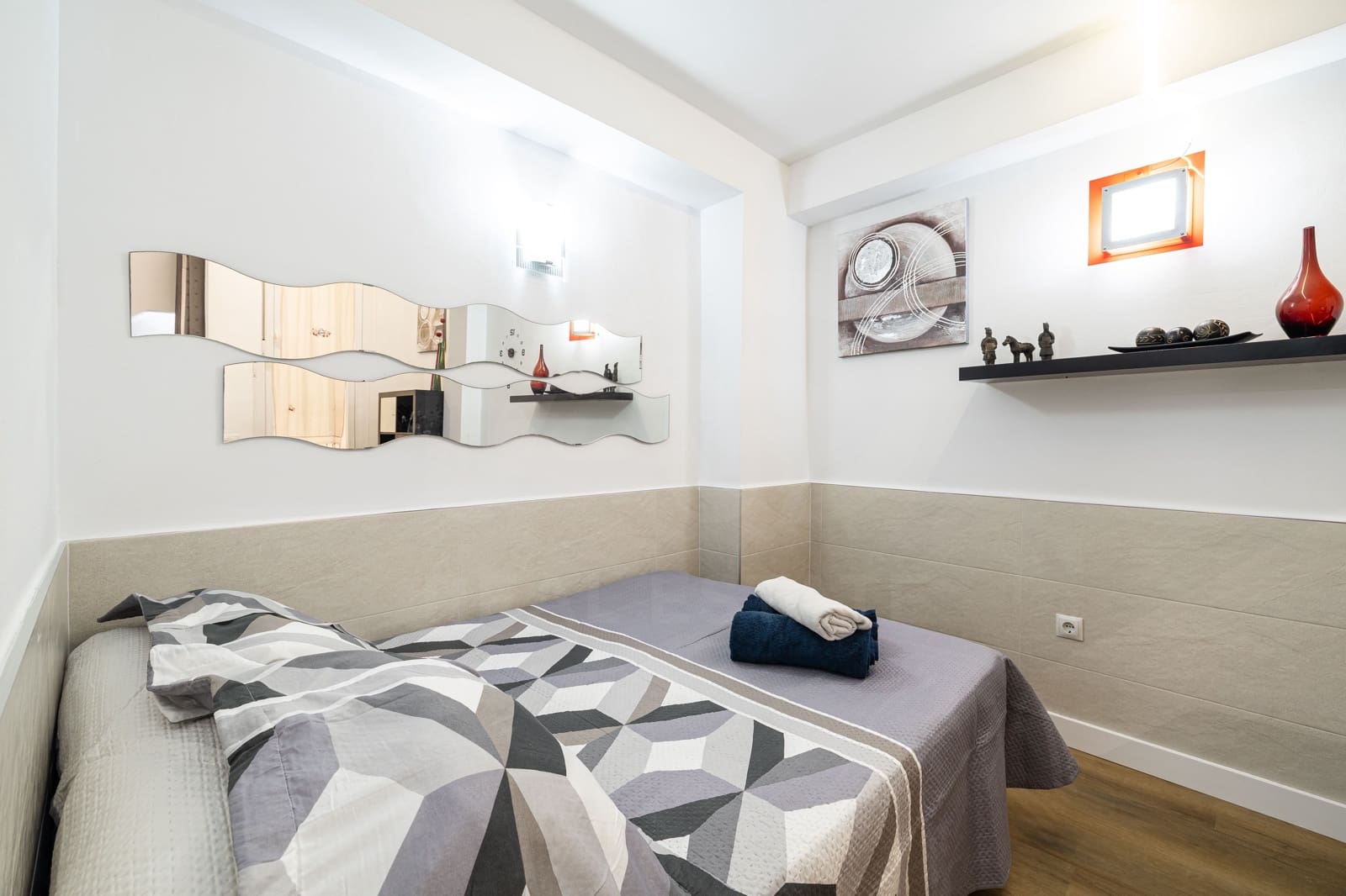 2 soveværelse Lejlighed til salg i Malaga by - € 439.500 (Ref: 9988626)