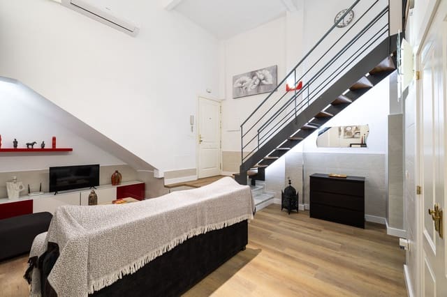 2 soveværelse Lejlighed til salg i Centro Historico, Málaga by - € 439.500 (Ref: 9988626)