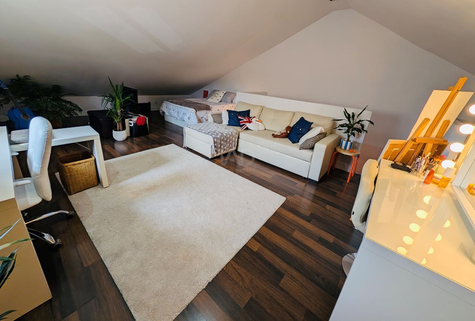 4 soveværelse Rækkehus til salg i Madrid by med swimmingpool - € 799.000 (Ref: 9988627)