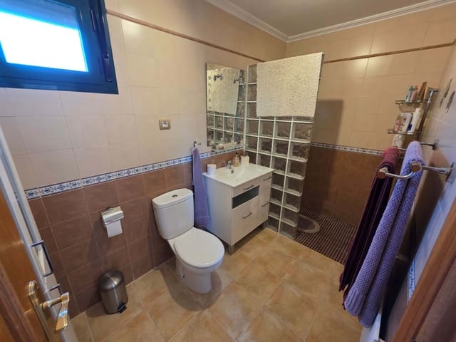 3 camera da letto Casa in vendita in Calasparra con piscina garage - 220.000 € (Rif: 9988629)