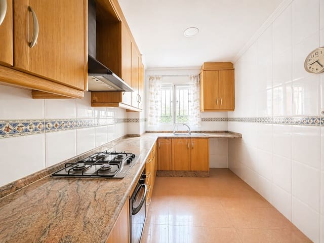 3 Zimmer Apartment zu verkaufen in Abarán mit Garage - 135.000 € (Ref: 9988631)