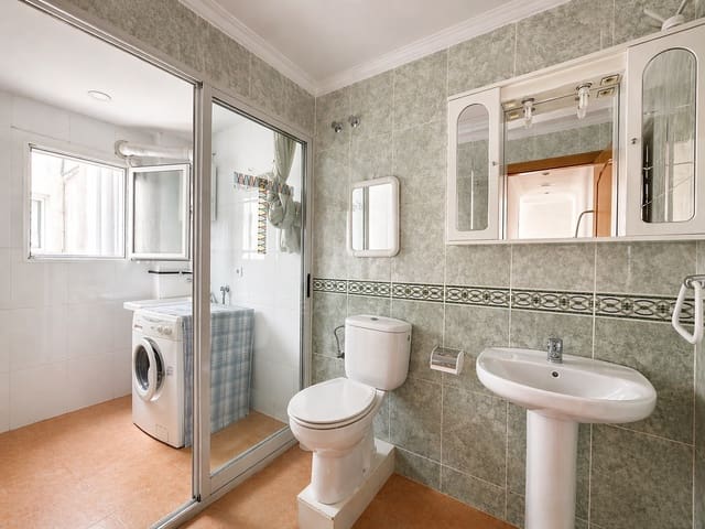 3 Zimmer Apartment zu verkaufen in Abarán mit Garage - 135.000 € (Ref: 9988631)