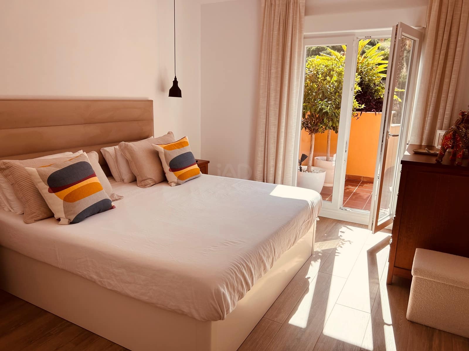 2 chambre Penthouse à vendre à Marbella avec piscine - 450 000 € (Ref: 9988636)
