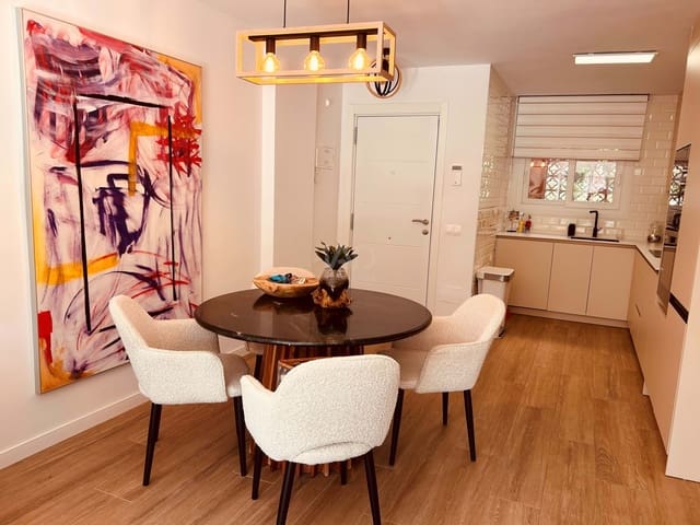 2 chambre Penthouse à vendre à La Reserva, Marbella avec piscine - 450 000 € (Ref: 9988636)