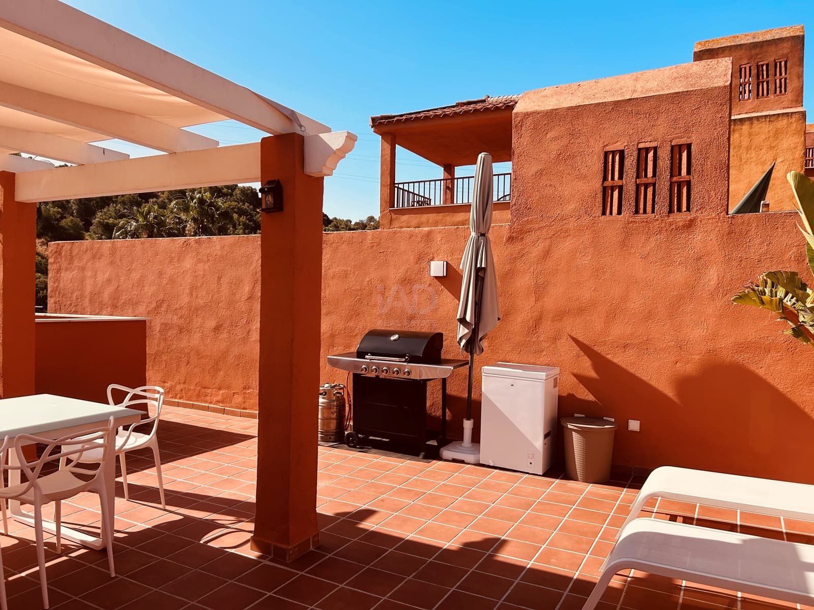 2 chambre Penthouse à vendre à Marbella avec piscine - 450 000 € (Ref: 9988636)