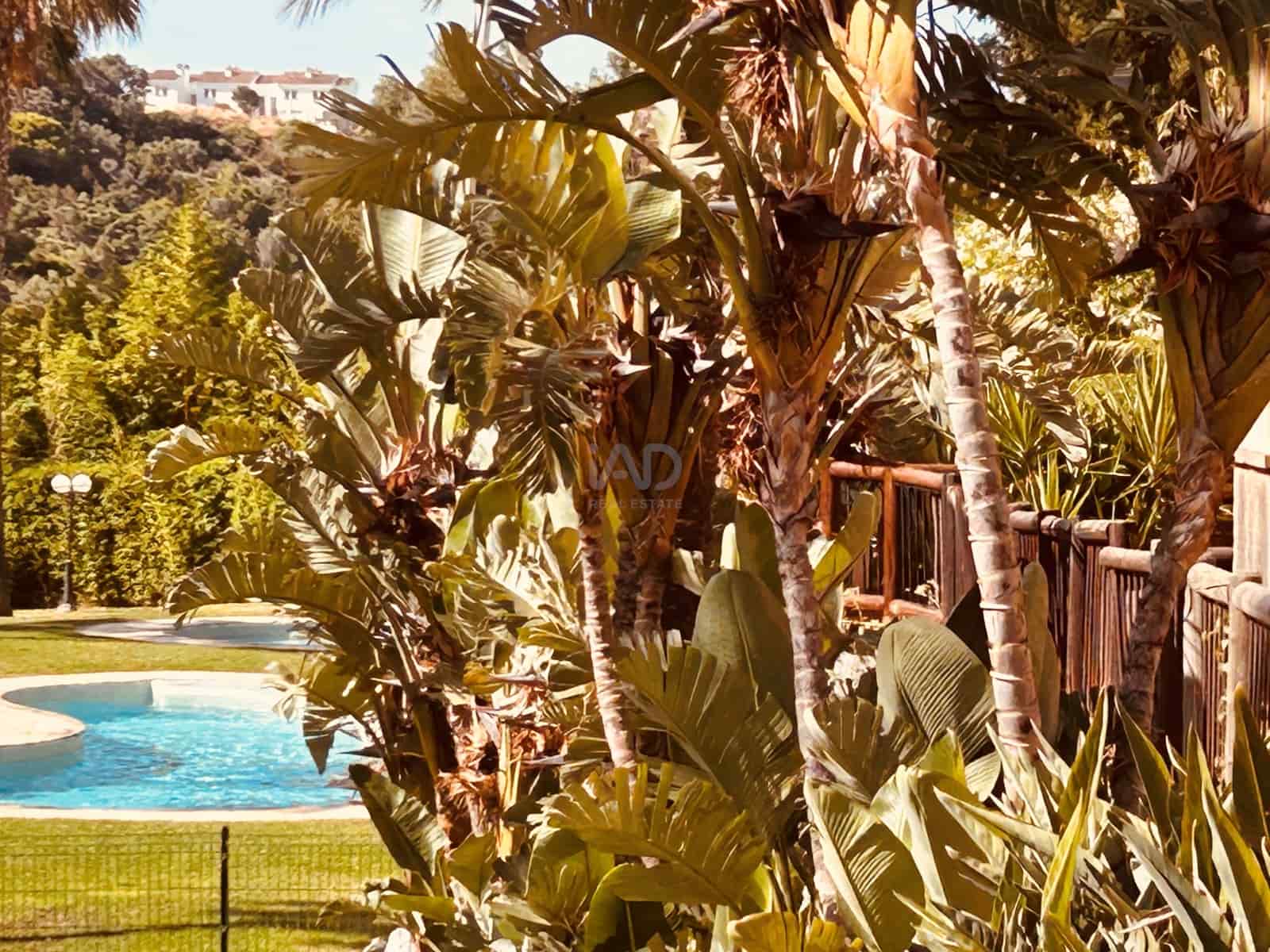 2 chambre Penthouse à vendre à Marbella avec piscine - 450 000 € (Ref: 9988636)