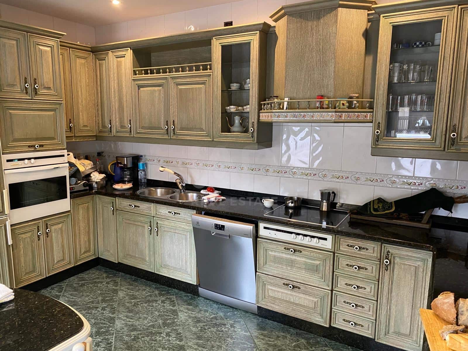 4 bedroom Villa for sale in Salinas - € 1,150,000 (Ref: 9988637)