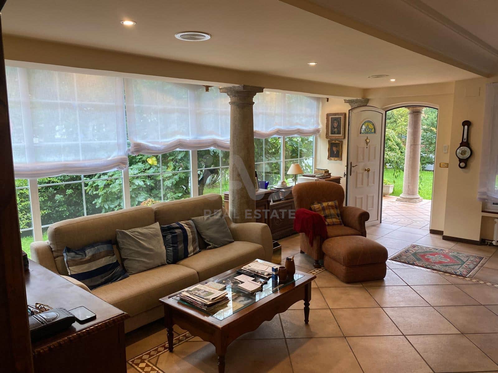 4 bedroom Villa for sale in Salinas - € 1,150,000 (Ref: 9988637)