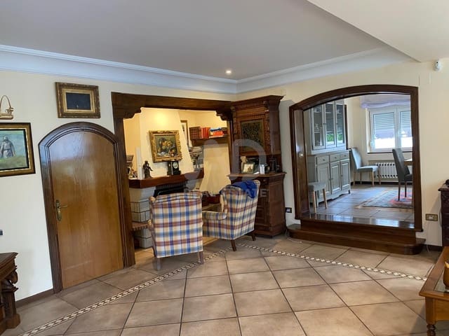 4 bedroom Villa for sale in Salinas, Castrillón - € 1,150,000 (Ref: 9988637)