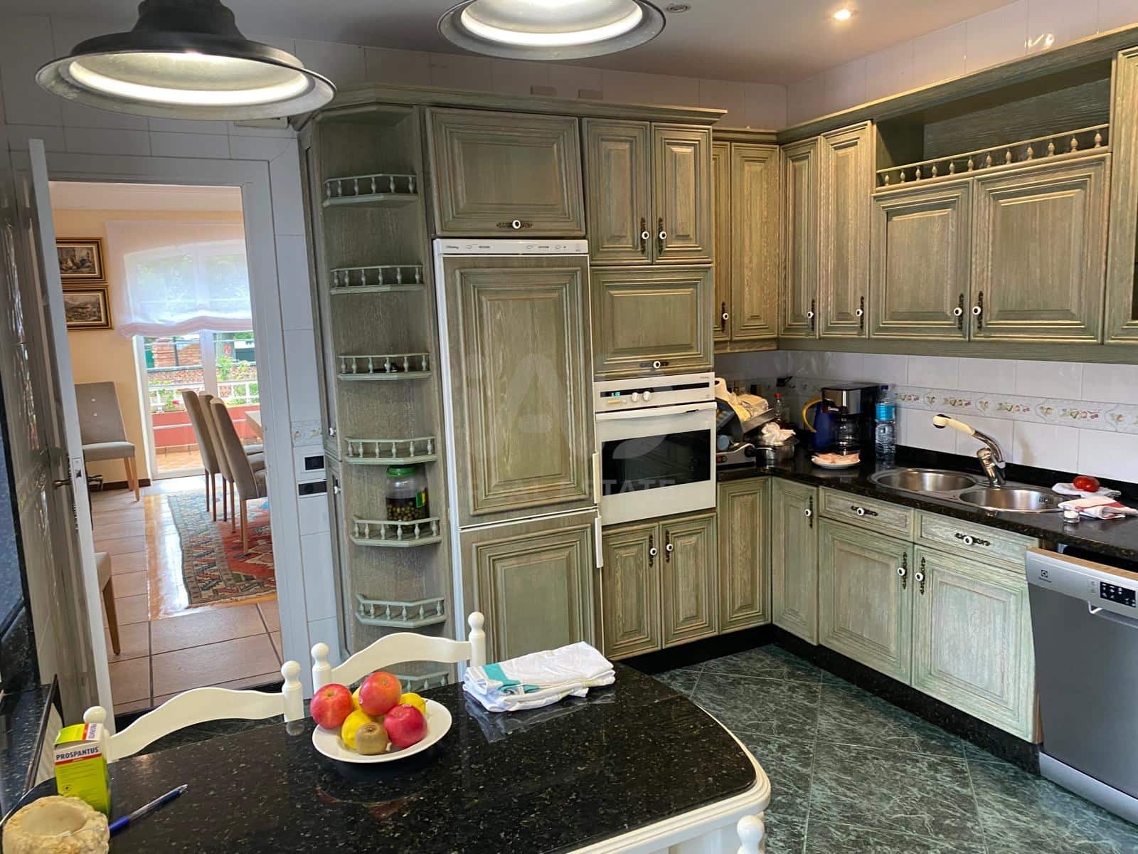 4 bedroom Villa for sale in Salinas - € 1,150,000 (Ref: 9988637)
