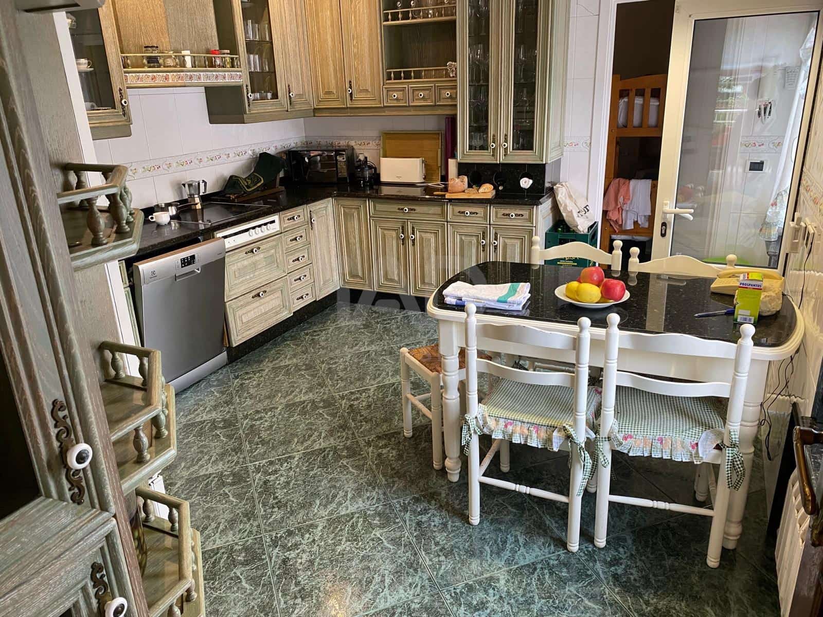 4 bedroom Villa for sale in Salinas - € 1,150,000 (Ref: 9988637)