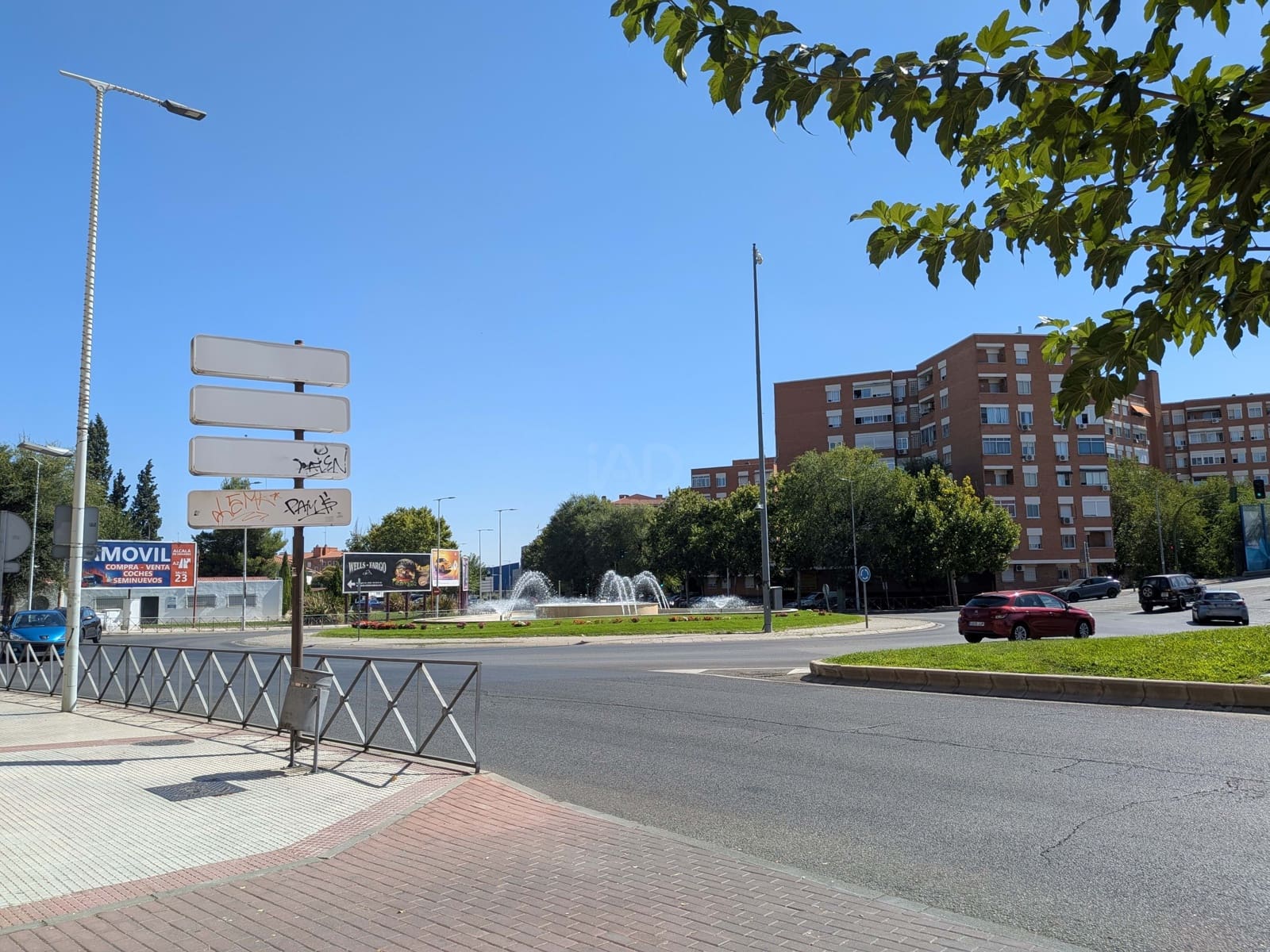Garage til salg i Madrid by - € 18.900 (Ref: 9988638)
