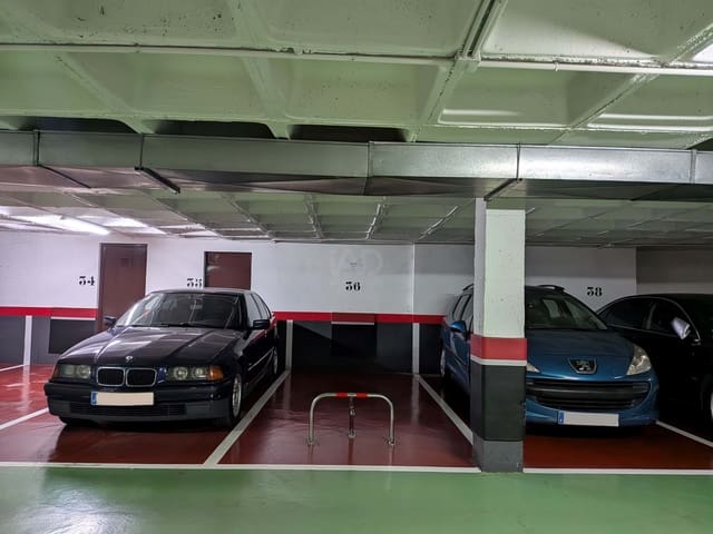 Garage til salg i Madrid by - € 18.900 (Ref: 9988638)