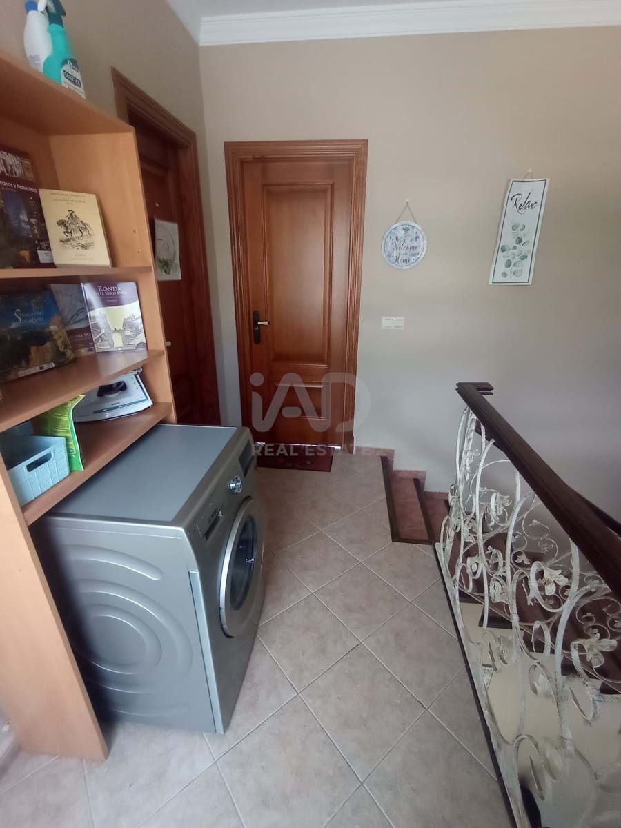 4 sypialnia Willa na sprzedaż w Cortes de la Frontera z basenem - 585 000 € (Ref: 9988639)