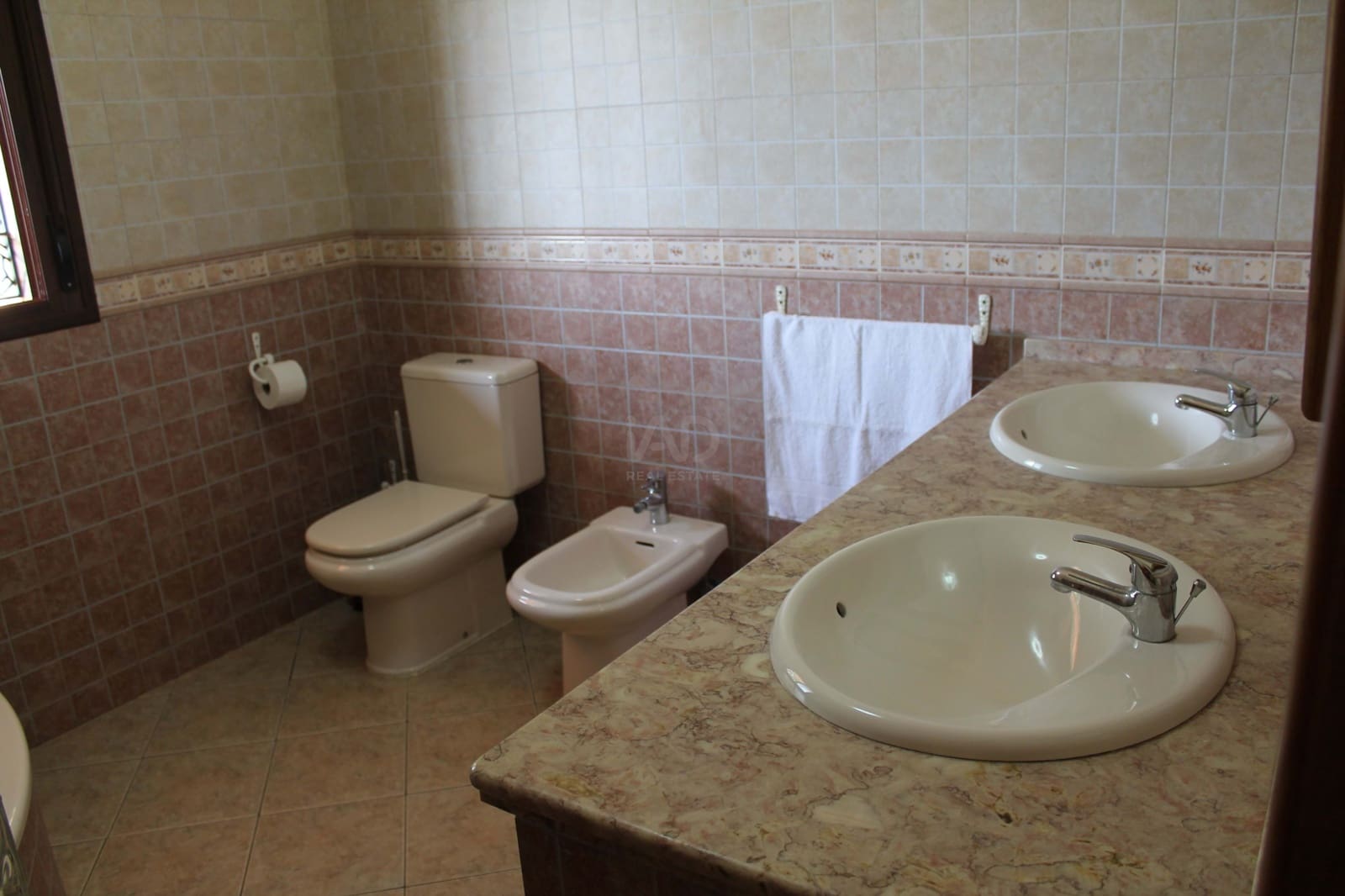 4 sypialnia Willa na sprzedaż w Cortes de la Frontera z basenem - 585 000 € (Ref: 9988639)