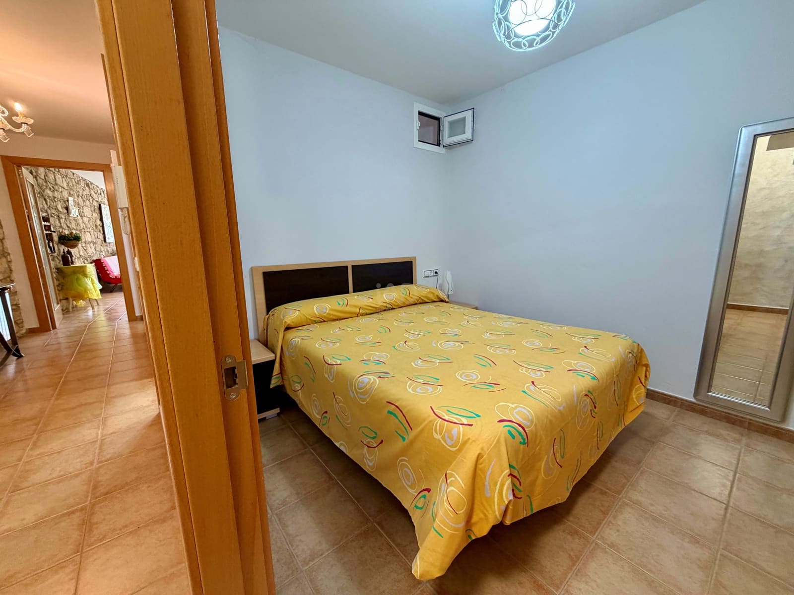 4 soveværelse Byhus til salg i Lleida by med garage - € 293.000 (Ref: 9988642)