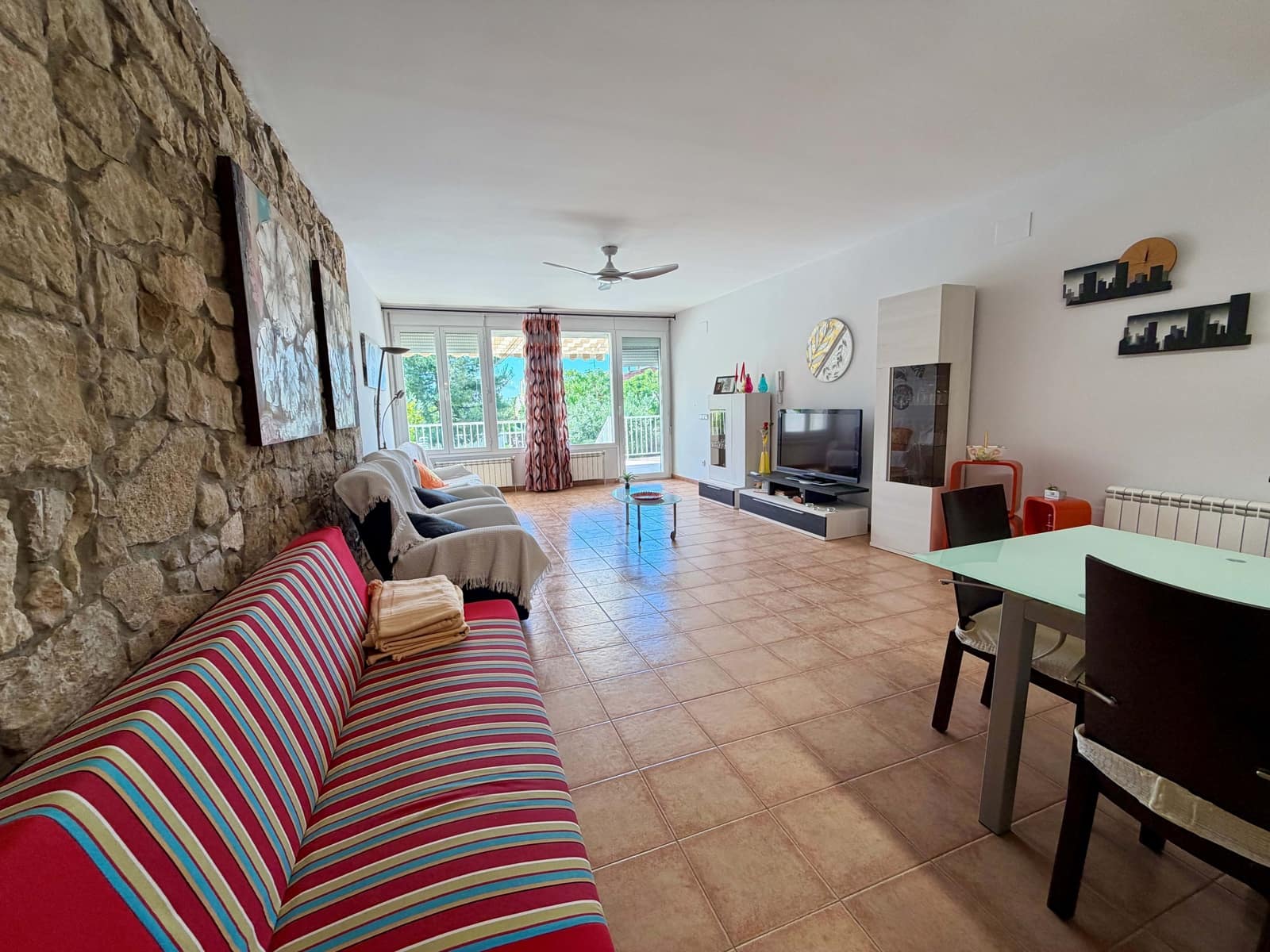 4 soveværelse Byhus til salg i Lleida by med garage - € 293.000 (Ref: 9988642)