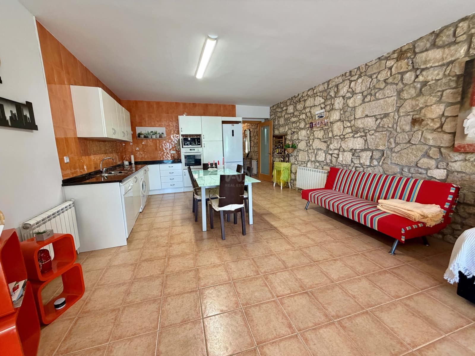 4 soveværelse Byhus til salg i Lleida by med garage - € 293.000 (Ref: 9988642)