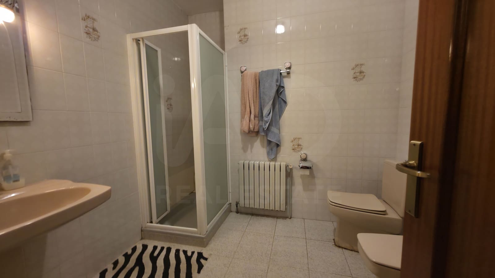 5 sypialnia Finka/Dom wiejski na sprzedaż w Miasto Lleida z garażem - 500 000 € (Ref: 9988646)
