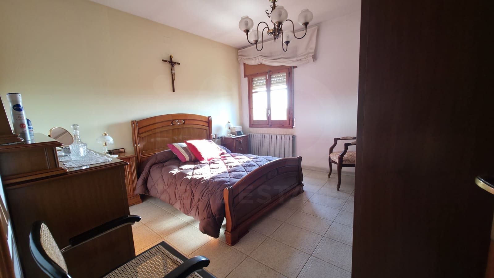 5 sypialnia Finka/Dom wiejski na sprzedaż w Miasto Lleida z garażem - 500 000 € (Ref: 9988646)