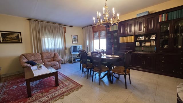 5 camera da letto Finca/Casa di Campagna in vendita in Lleida città con garage - 500.000 € (Rif: 9988646)