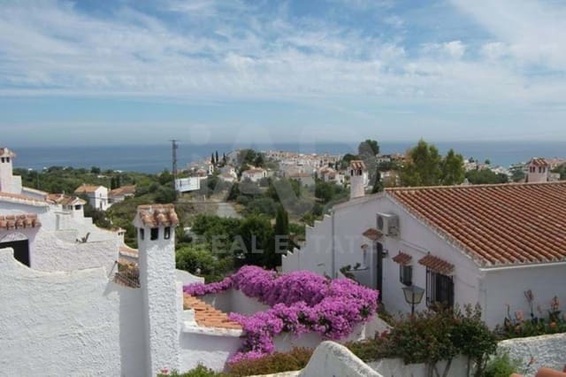 Działka budowlana na sprzedaż w Capistrano, Nerja - 136 000 € (Ref: 9988654)