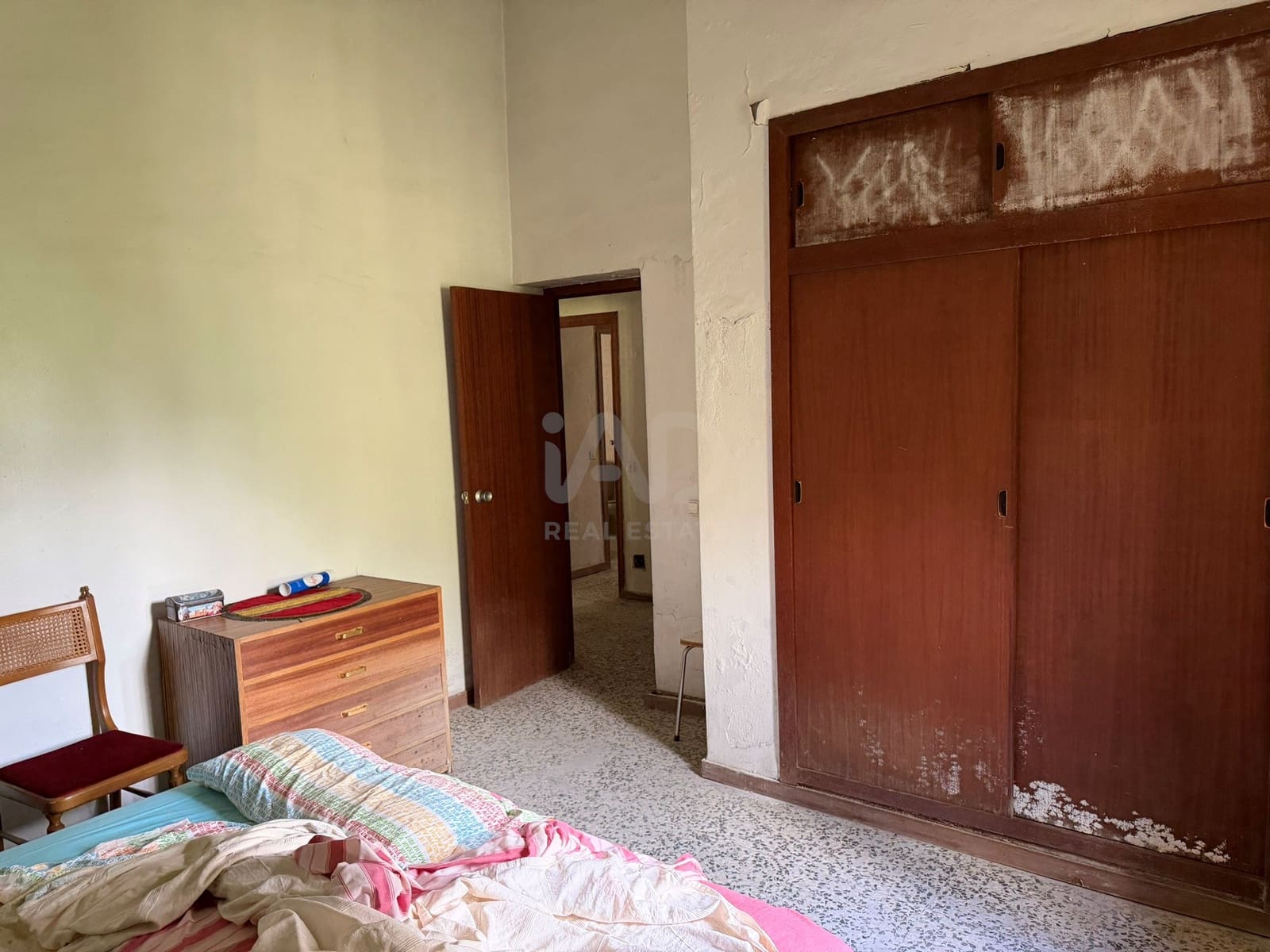 4 sovrum Hus till salu i Madrid stad - 290 000 € (Ref: 9988657)