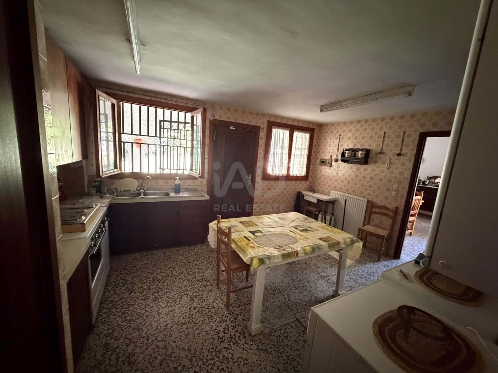 4 sovrum Hus till salu i Madrid stad - 290 000 € (Ref: 9988657)