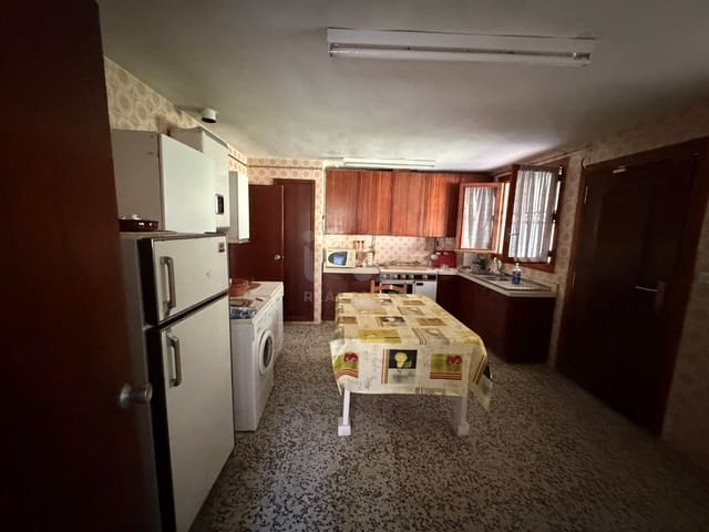 Casa de 4 habitaciones en Madrid ciudad en venta - 290.000 € (Ref: 9988657)