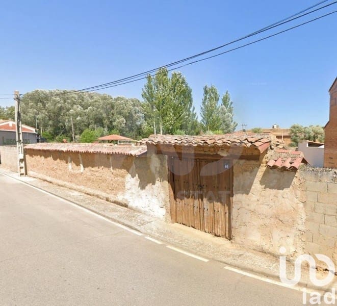 Building Plot for sale in Villaturiel - € 49,000 (Ref: 9988658)