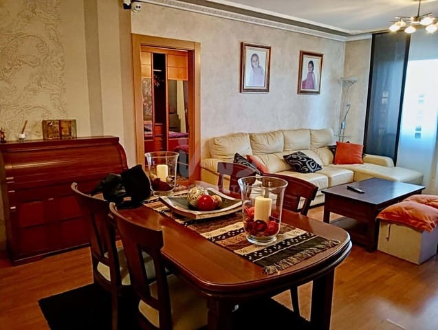 4 soverom Hus til salgs i Leon by med garasje - € 215 000 (Ref: 9988659)