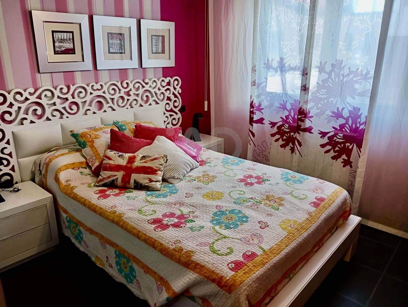 Casa de 4 habitaciones en León ciudad en venta con garaje - 215.000 € (Ref: 9988659)