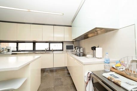 5 soverom Leilighet til salgs i Leon by med garasje - € 850 000 (Ref: 9988661)