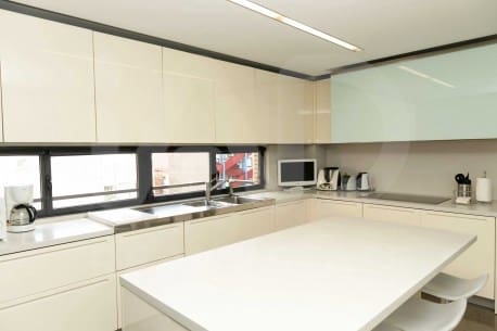 5 soverom Leilighet til salgs i Leon by med garasje - € 850 000 (Ref: 9988661)