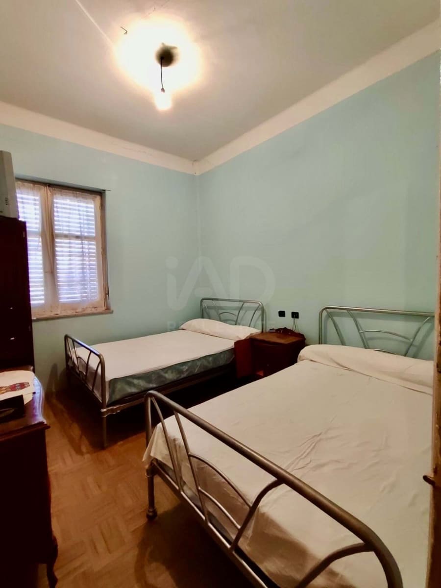 5 soveværelse Finca/Landehus til salg i Leon by - € 74.900 (Ref: 9988664)