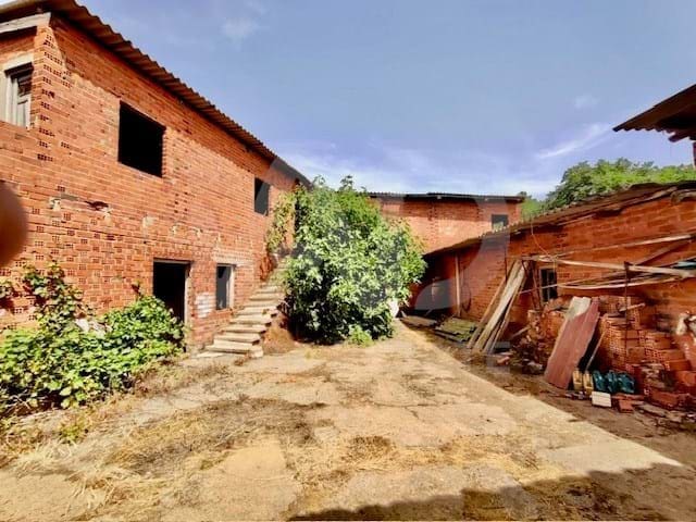 5 soveværelse Finca/Landehus til salg i Leon by - € 74.900 (Ref: 9988664)
