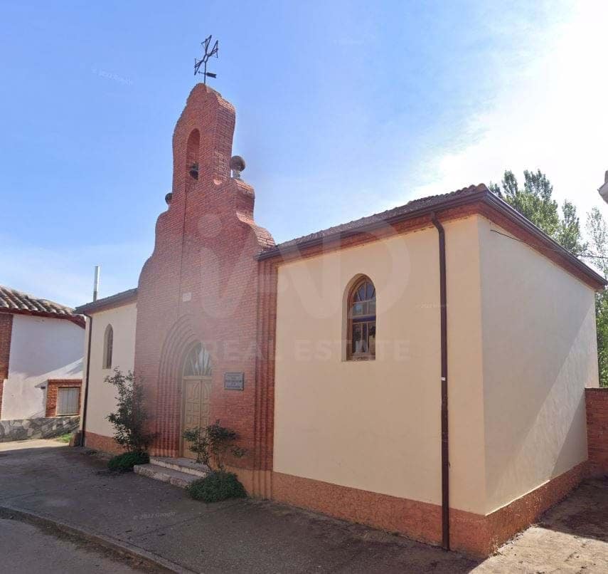 5 soveværelse Finca/Landehus til salg i Leon by - € 74.900 (Ref: 9988664)