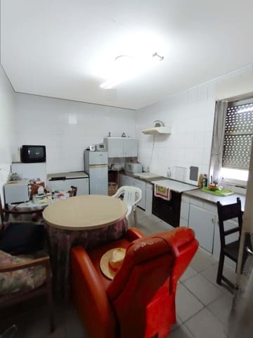 5 soverom Finca/Herregård til salgs i Leon by - € 74 900 (Ref: 9988664)