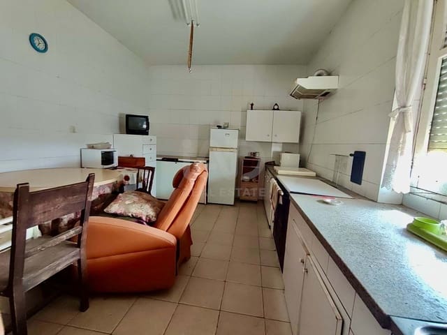 5 soverom Finca/Herregård til salgs i Leon by - € 74 900 (Ref: 9988664)