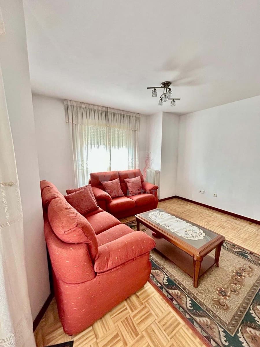 3 sypialnia Apartament na sprzedaż w Miasto Leon - 90 000 € (Ref: 9988666)