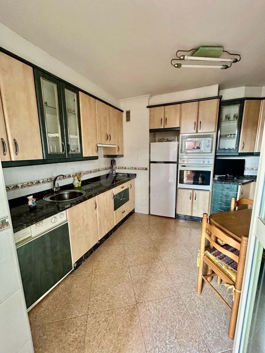 3 sypialnia Apartament na sprzedaż w Miasto Leon - 90 000 € (Ref: 9988666)