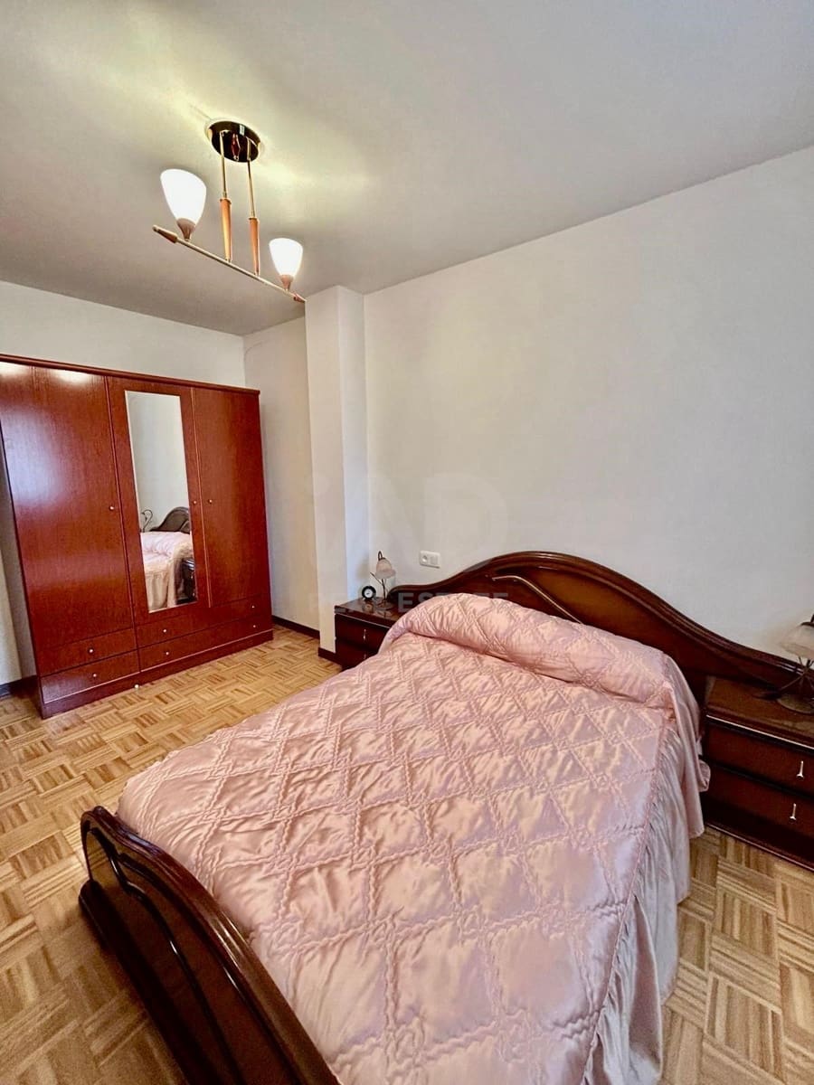 3 sypialnia Apartament na sprzedaż w Miasto Leon - 90 000 € (Ref: 9988666)