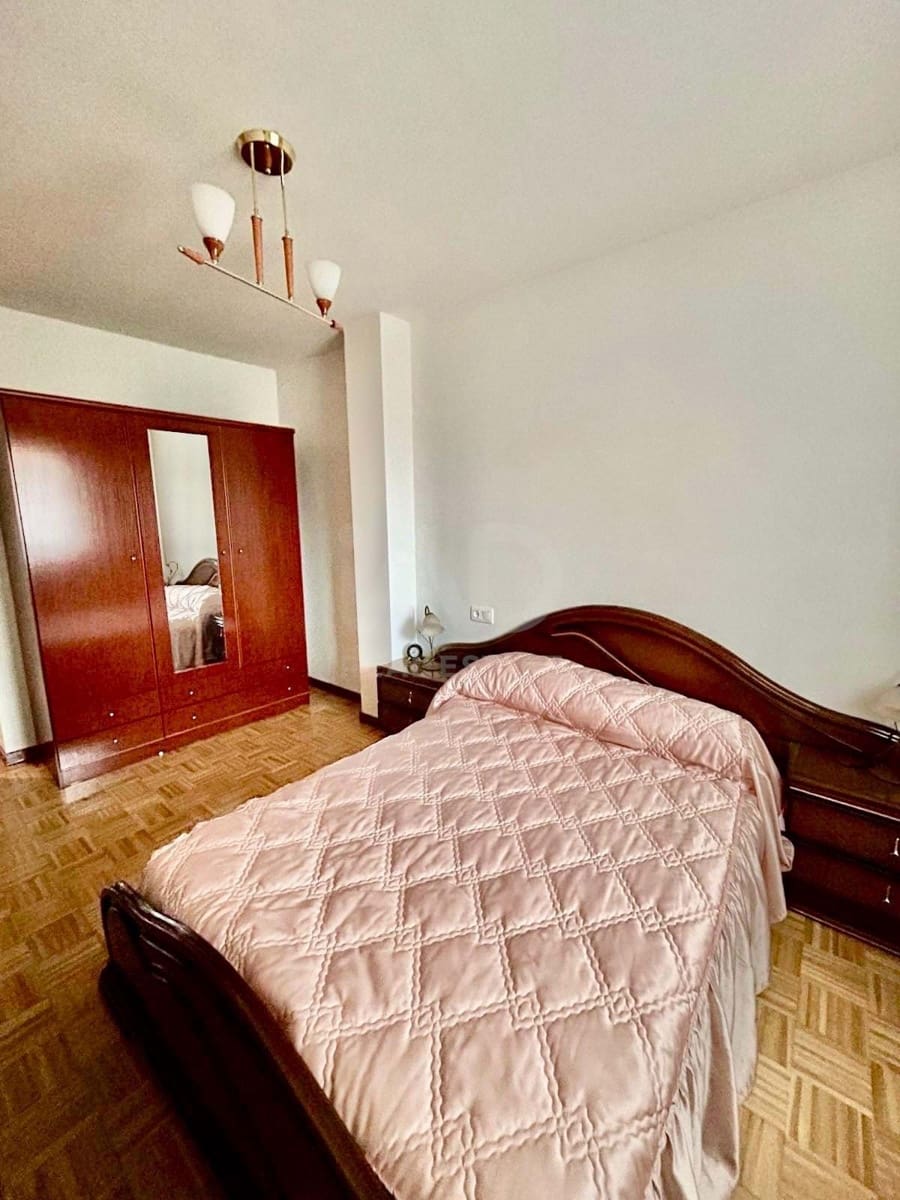 3 sypialnia Apartament na sprzedaż w Miasto Leon - 90 000 € (Ref: 9988666)