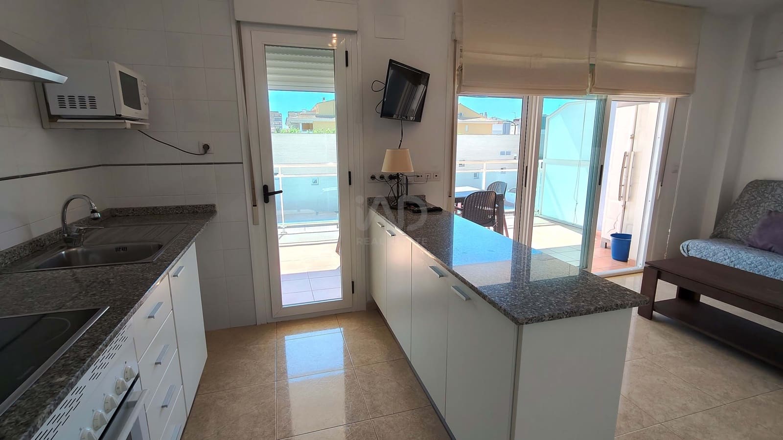 Apartamento de 2 habitaciones en Oropesa  en venta - 183.000 € (Ref: 9988667)
