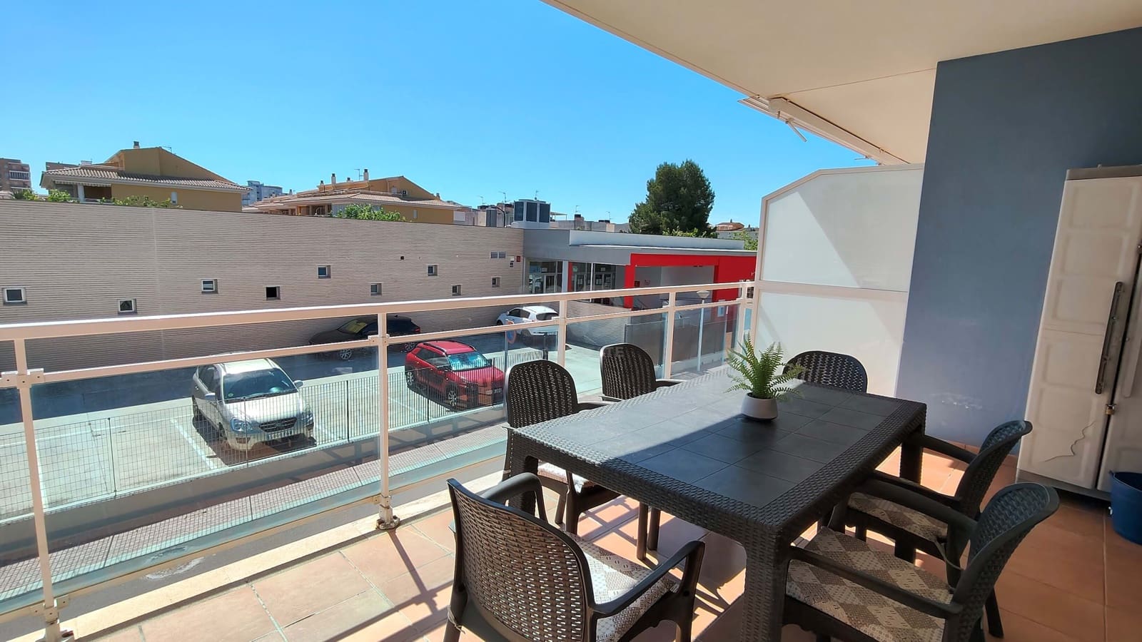 Apartamento de 2 habitaciones en Oropesa  en venta - 183.000 € (Ref: 9988667)
