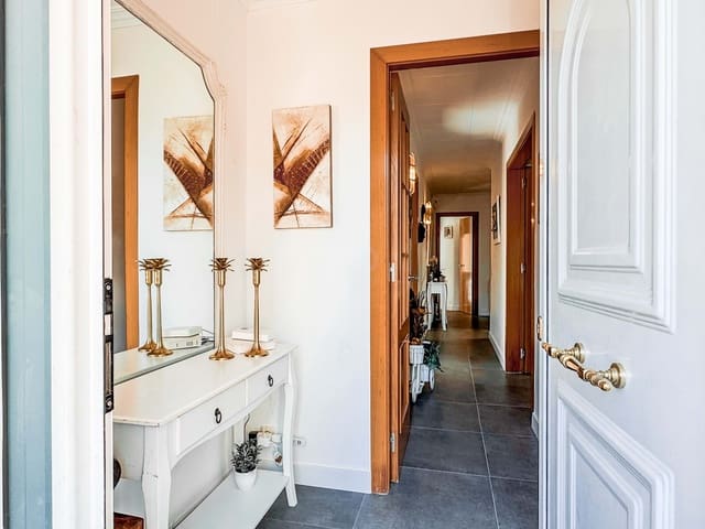 3 slaapkamer Huis te koop in Gerona stad met zwembad - € 370.000 (Ref: 9988668)