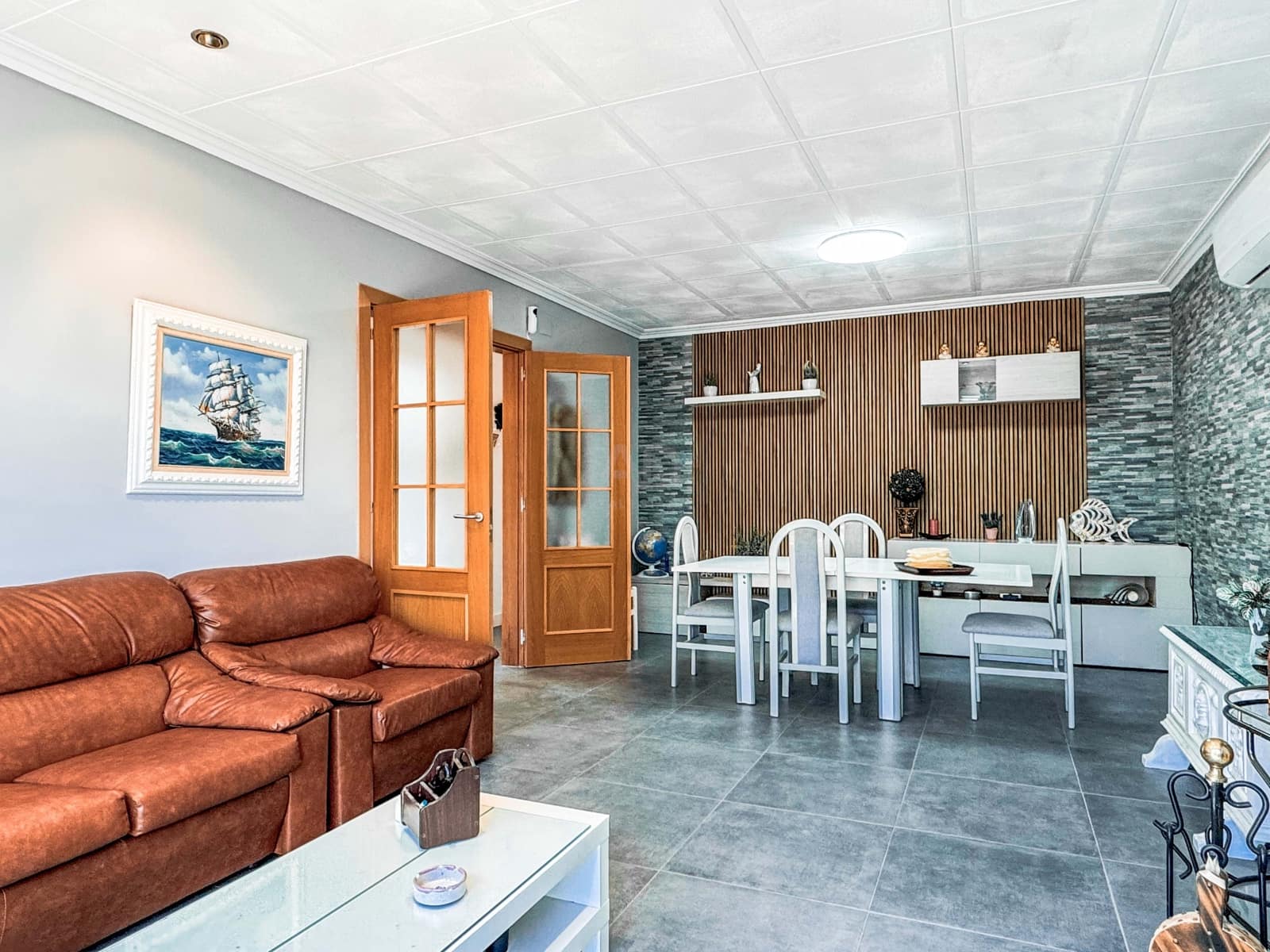 3 slaapkamer Huis te koop in Gerona stad met zwembad - € 370.000 (Ref: 9988668)