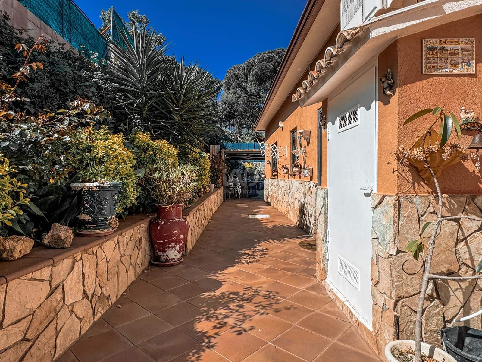 3 slaapkamer Huis te koop in Gerona stad met zwembad - € 370.000 (Ref: 9988668)