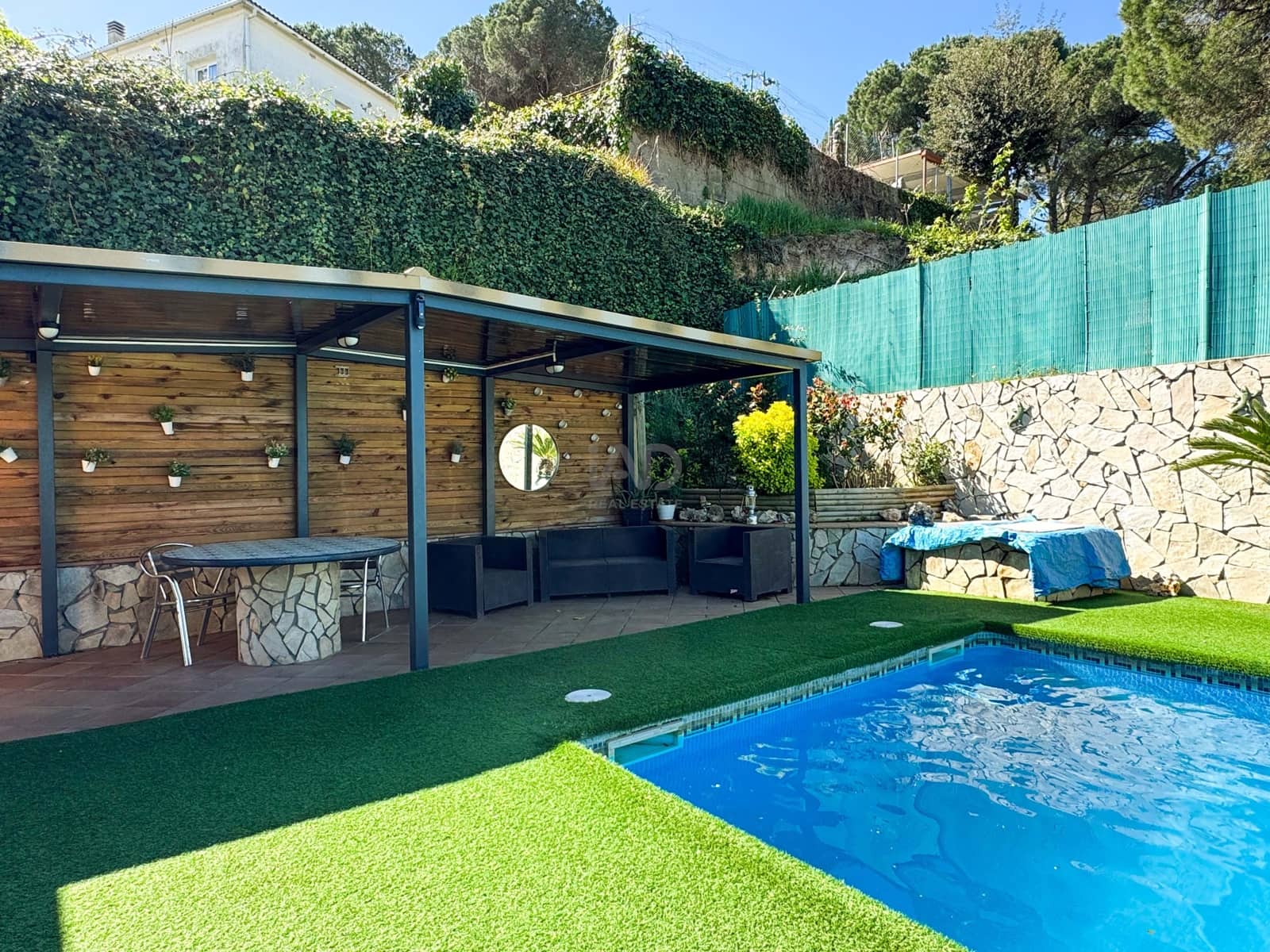 3 slaapkamer Huis te koop in Gerona stad met zwembad - € 370.000 (Ref: 9988668)