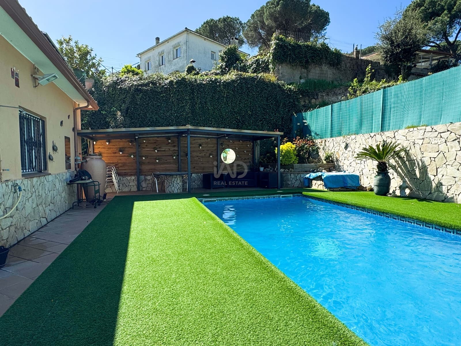 3 slaapkamer Huis te koop in Gerona stad met zwembad - € 370.000 (Ref: 9988668)